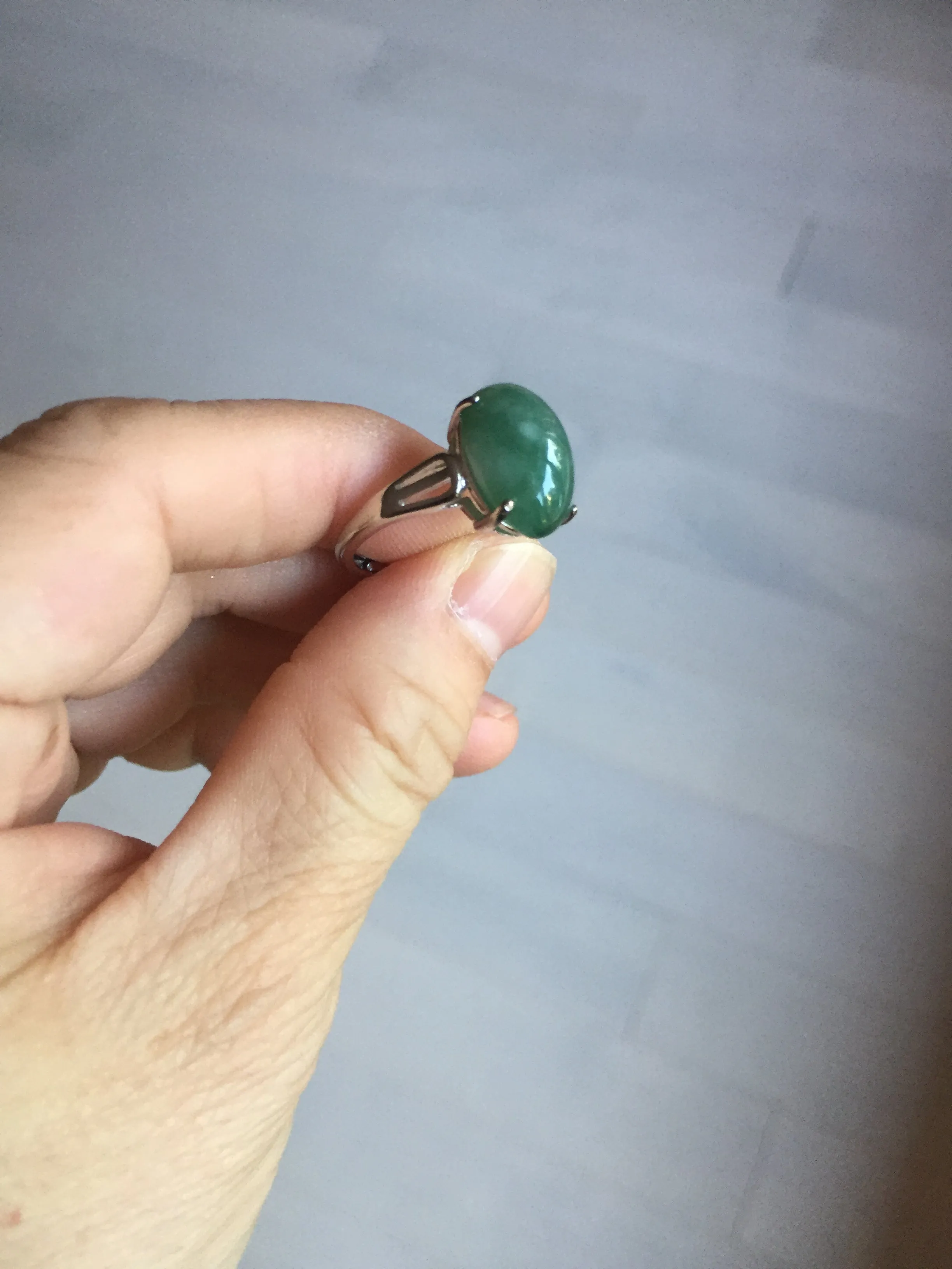 100% natural type A green four-prong jadeite jade ring BP143