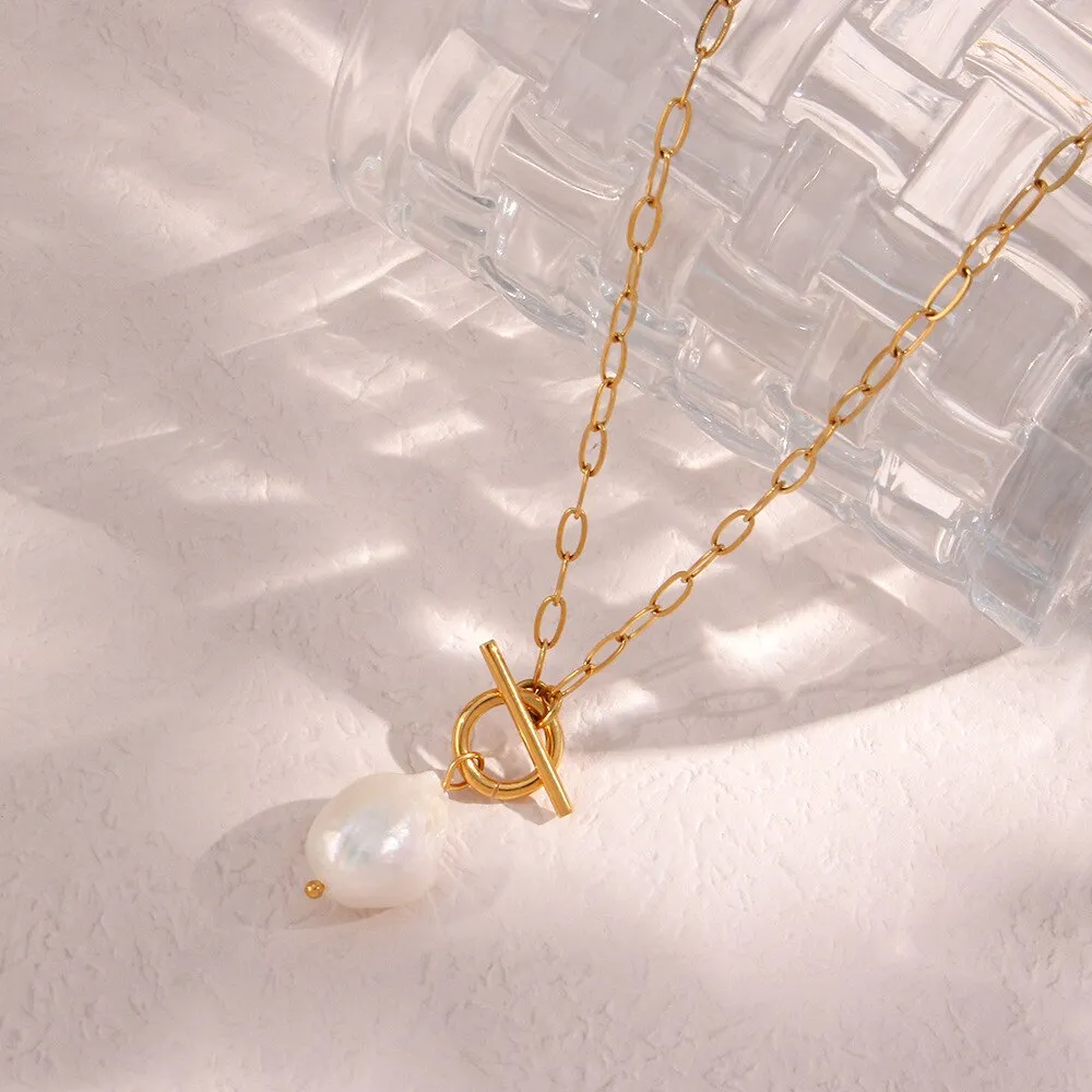 Baroque Pearl Necklace