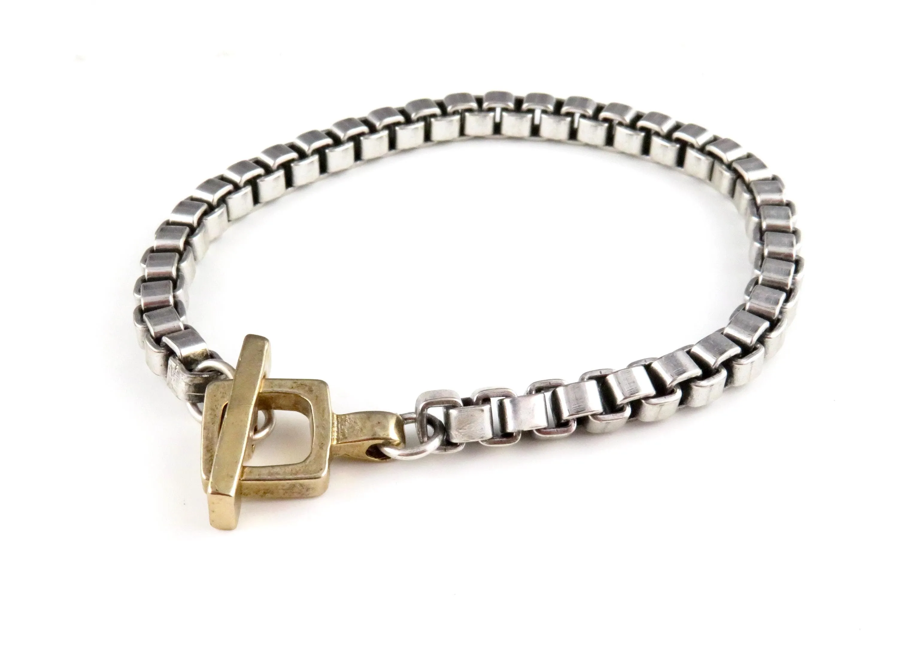 Box Chain Bracelet with Square Toggle