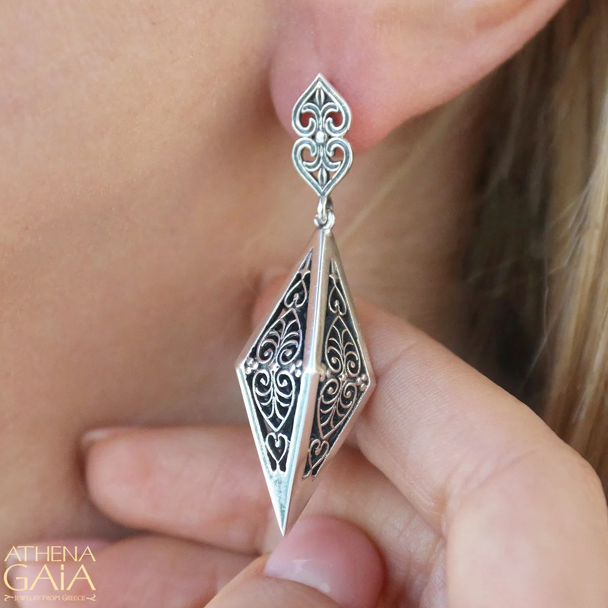 Chandelier Tetra Earrings