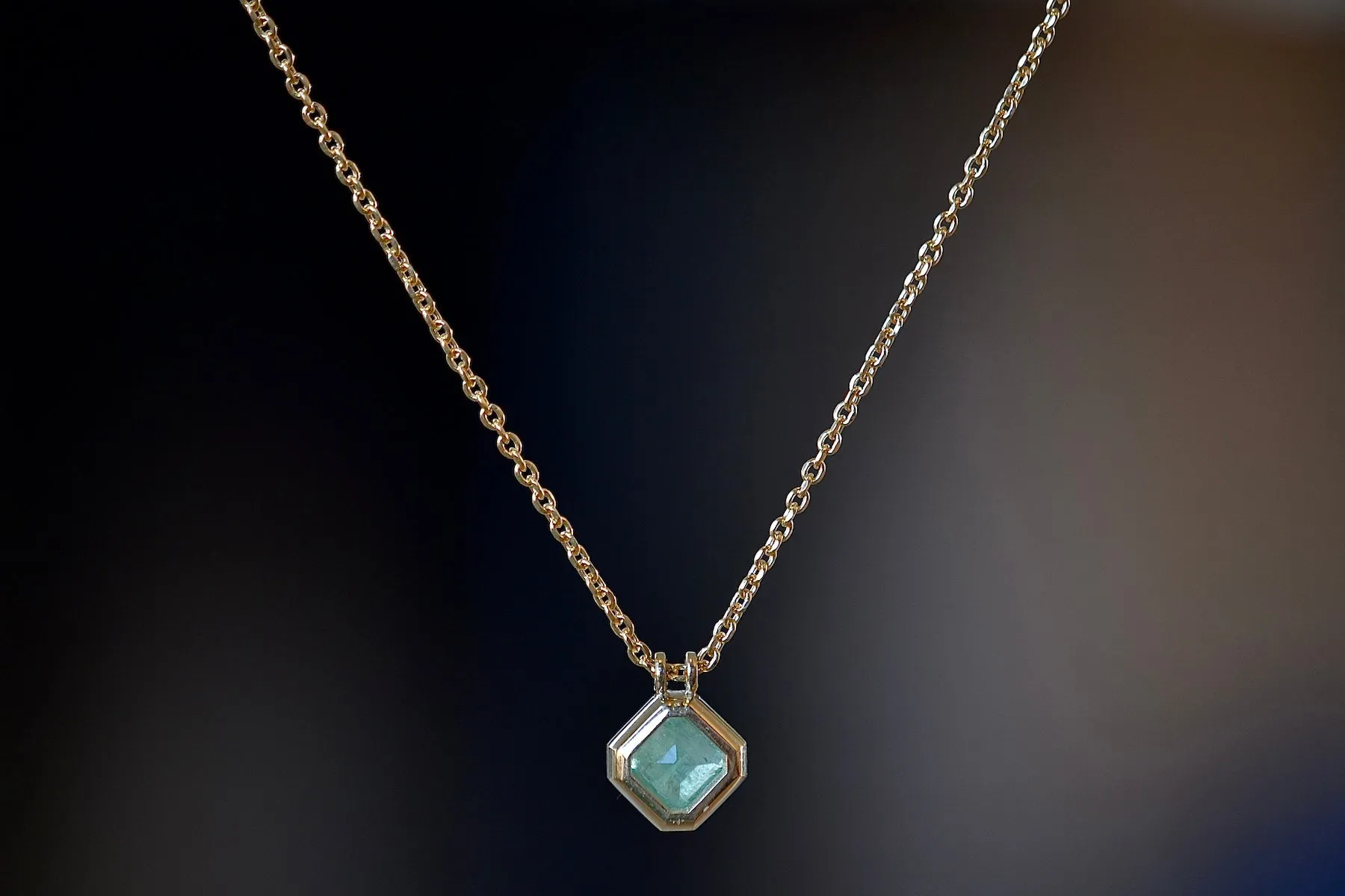 Duo Bale Offset Emerald Necklace