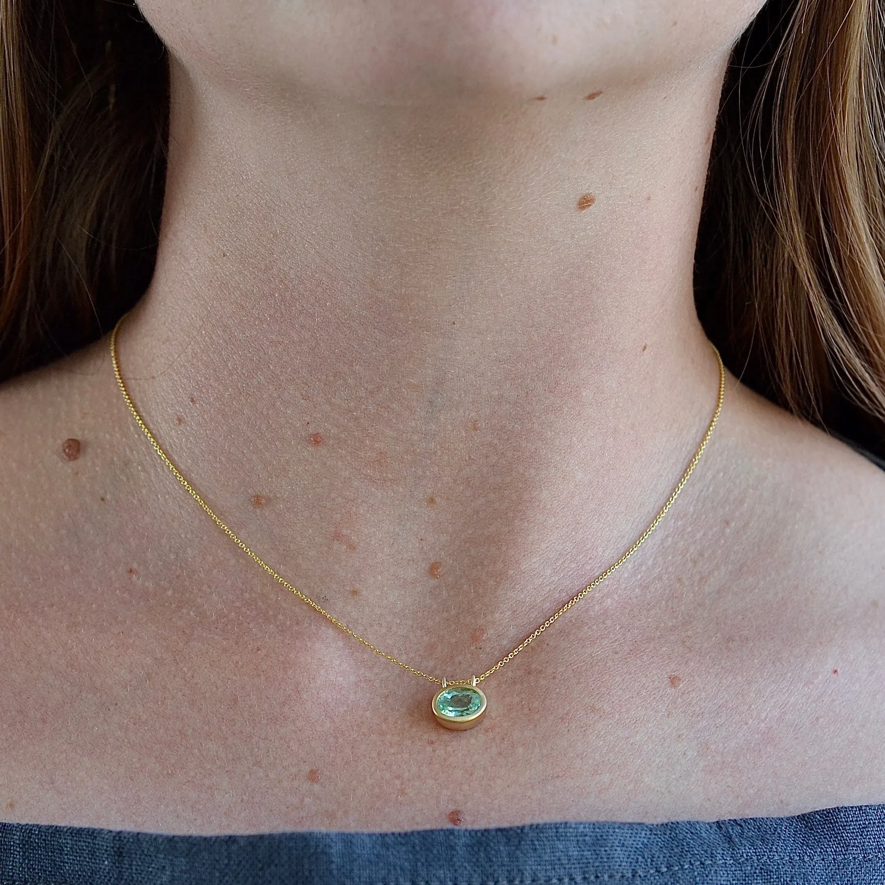 Duo Bale Oval Emerald Necklace