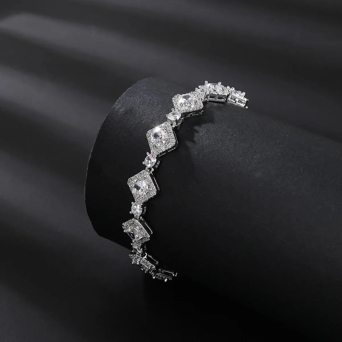 Gorgeous 5 Colors Cubic Zircon Chain Bracelets Bangle for Brides Wedding Party  Fashion Jewelry for Women Gift  CK10171