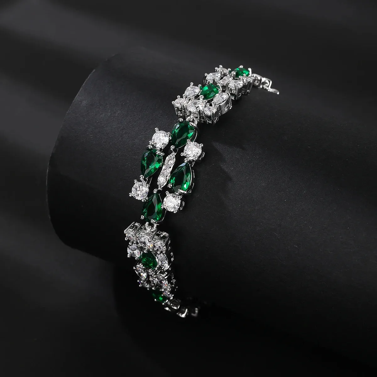 Gorgeous Waterdrop Cubic Zircon Chain Bracelets Bangle for Brides Wedding Party  Fashion Jewelry for Women Gift  CK10190