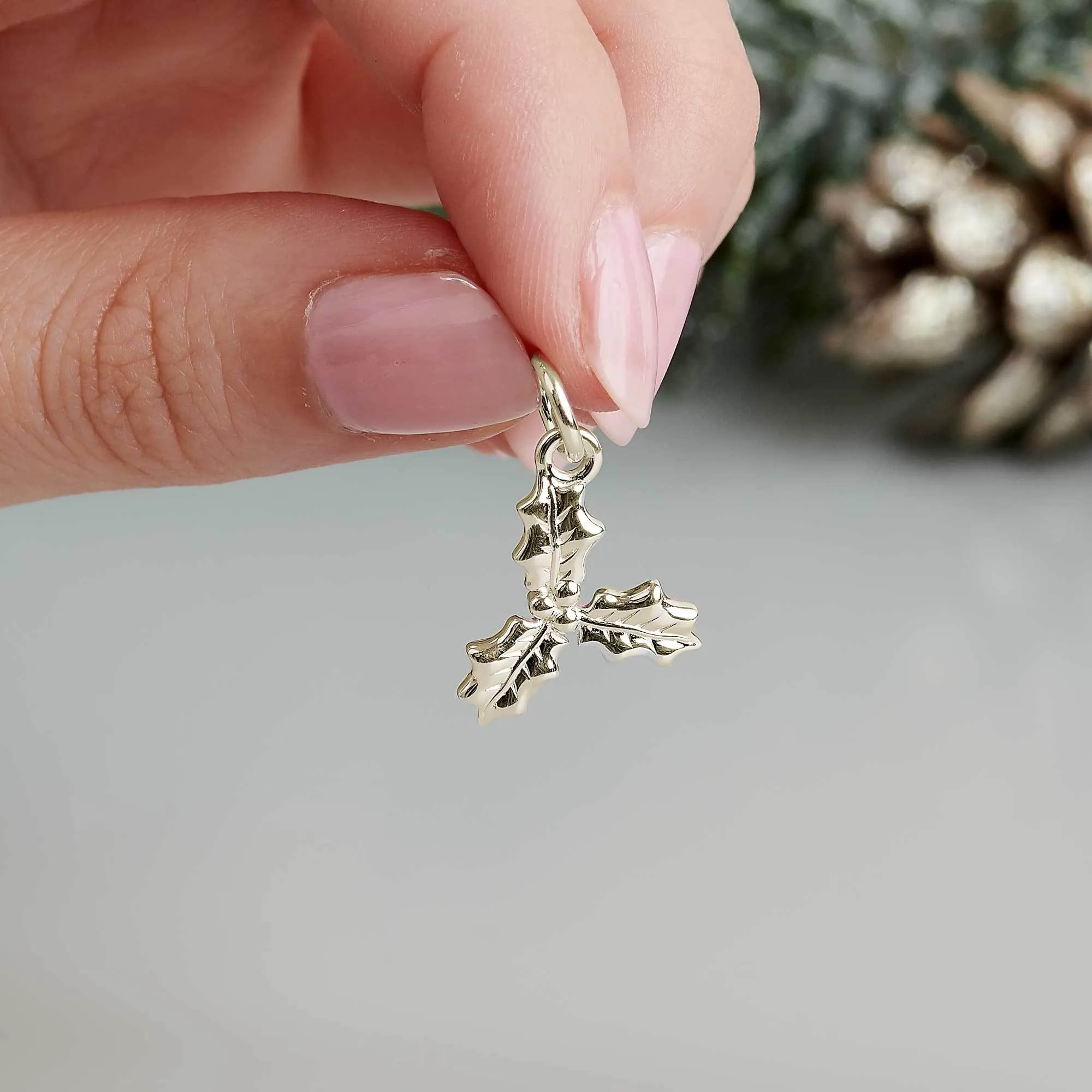 Holly Leaf Solid Gold Charm