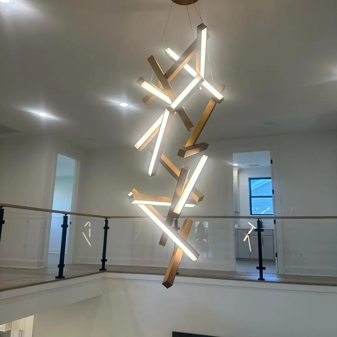 Modern Vertical Geometric Aluminum Pendant for Staircase/Foyer/High-ceiling