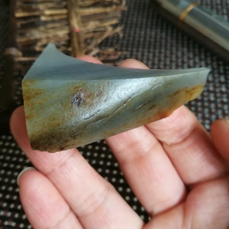 Natural Hetian Jade Rough Nephrite Raw (50g, 5X1.8X5cm)