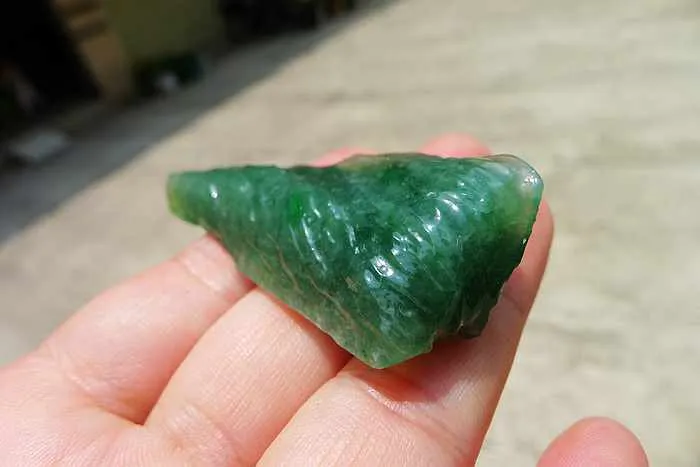 Natural Jade Rough Jadeite Raw (25g,6X2.6X1.3cm)