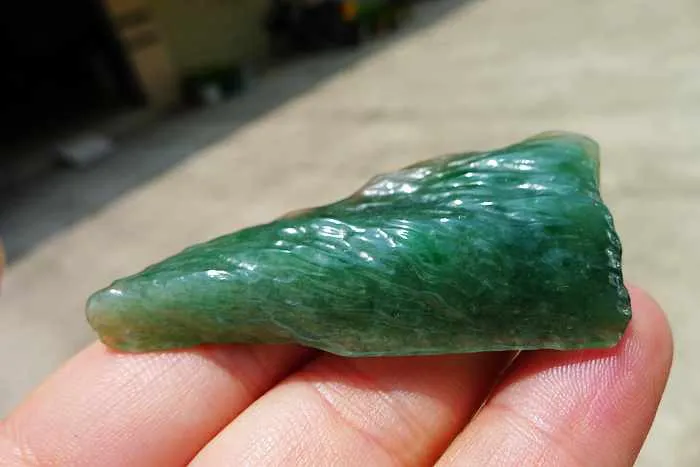 Natural Jade Rough Jadeite Raw (25g,6X2.6X1.3cm)