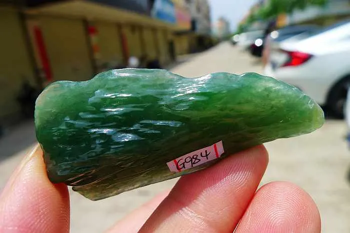 Natural Jade Rough Jadeite Raw (25g,6X2.6X1.3cm)