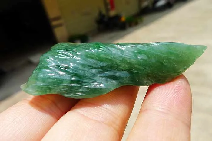 Natural Jade Rough Jadeite Raw (25g,6X2.6X1.3cm)