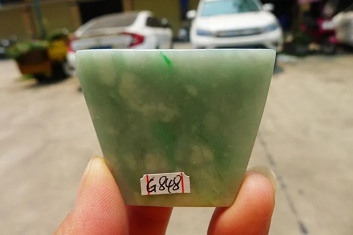 Natural Jade Rough Jadeite Raw (43g,4.9X3.9X0.9cm)