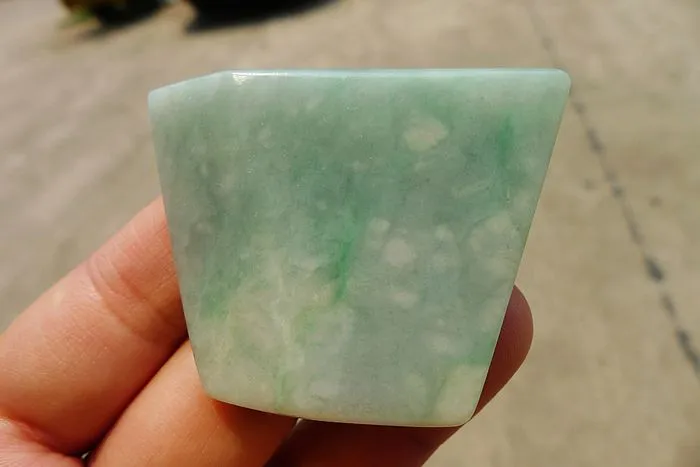 Natural Jade Rough Jadeite Raw (43g,4.9X3.9X0.9cm)