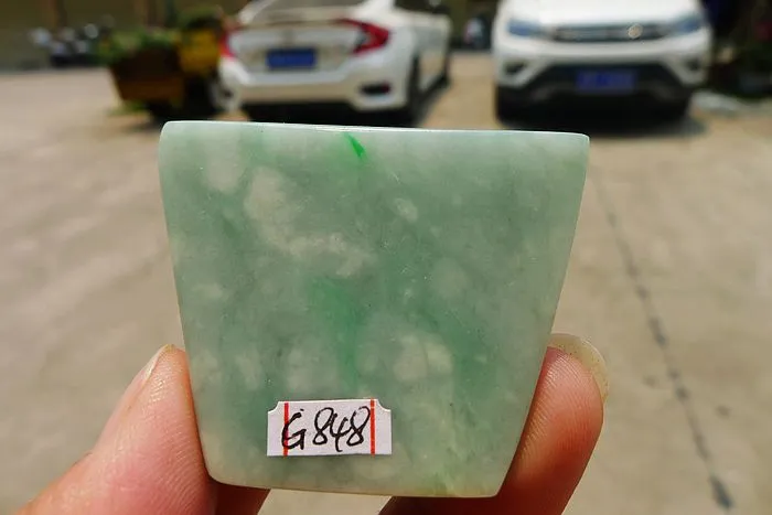 Natural Jade Rough Jadeite Raw (43g,4.9X3.9X0.9cm)