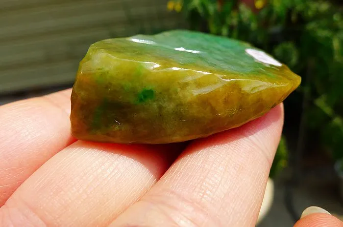 Natural Jade Rough Jadeite Raw (50g,5X3.9X1.3cm)