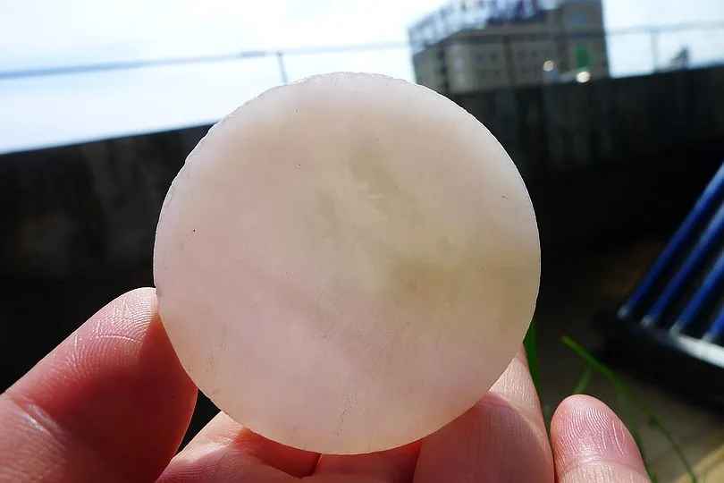 Natural Jade Rough Jadeite Raw (66g,5.2X5.2X0.85cm)