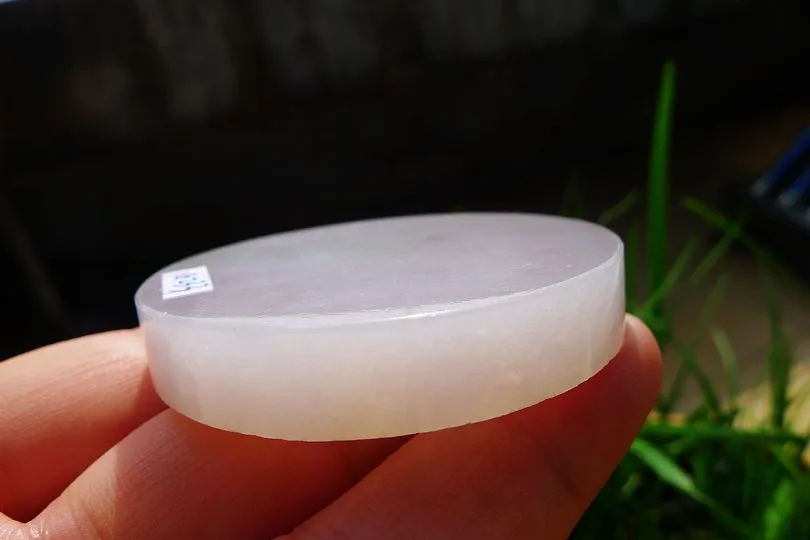 Natural Jade Rough Jadeite Raw (66g,5.2X5.2X0.85cm)