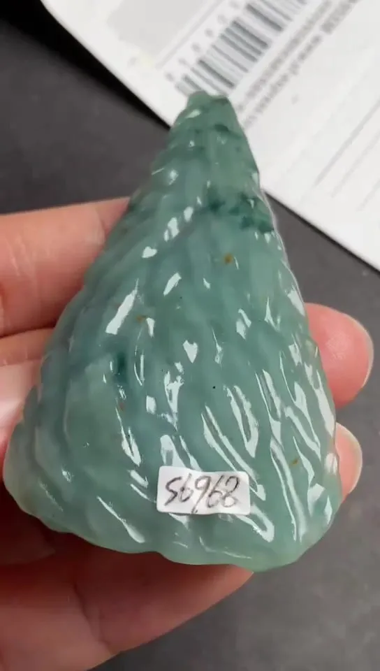 Natural Jade Rough Jadeite Raw (7.4X3.6X0.87cm)-S6968