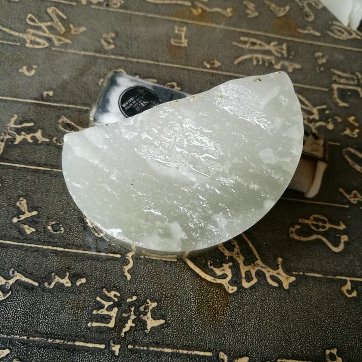 Natural Kunlun Jade Rough Nephrite Raw (100g, 6.5X2.9X1cm)