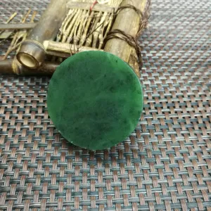 Natural Kunlun Jade Rough Nephrite Raw (101g,5.1X1.7cm)