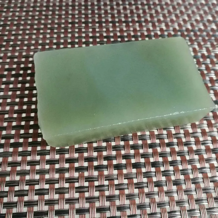 Natural Kunlun Jade Rough Nephrite Raw (117g,6.8X4.5X1.2cm)