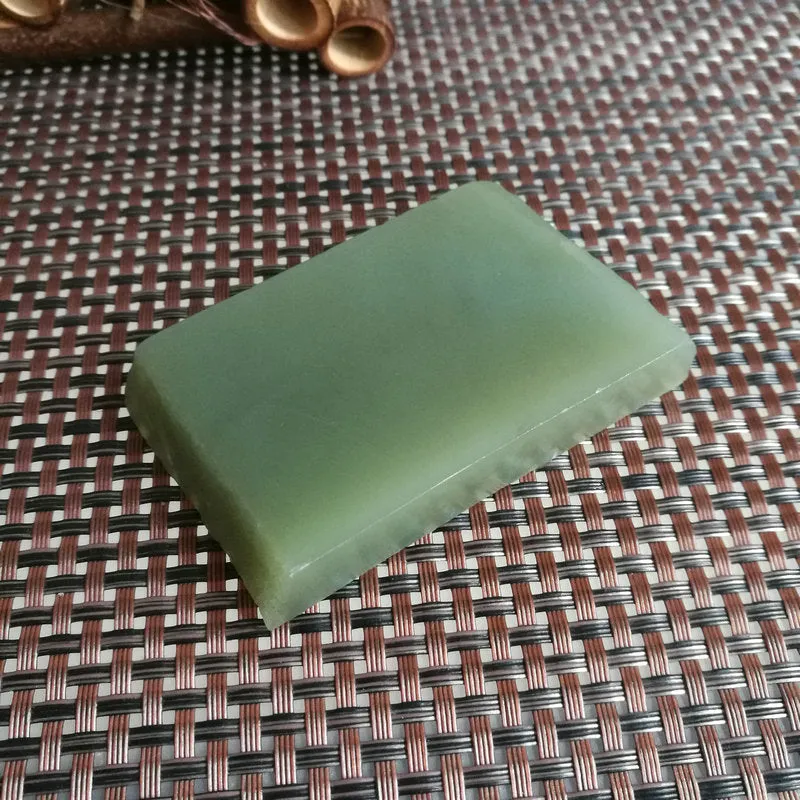 Natural Kunlun Jade Rough Nephrite Raw (117g,6.8X4.5X1.2cm)