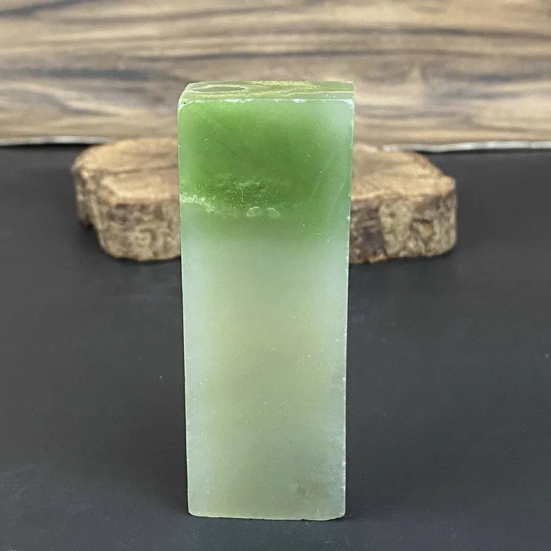 Natural Kunlun Jade Rough Nephrite Raw (133g,8.2X3.0X1.8cm)