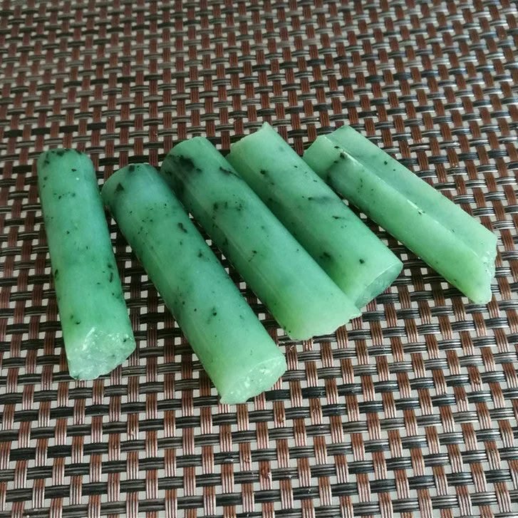 Natural Kunlun Jade Rough Nephrite Raw 149g