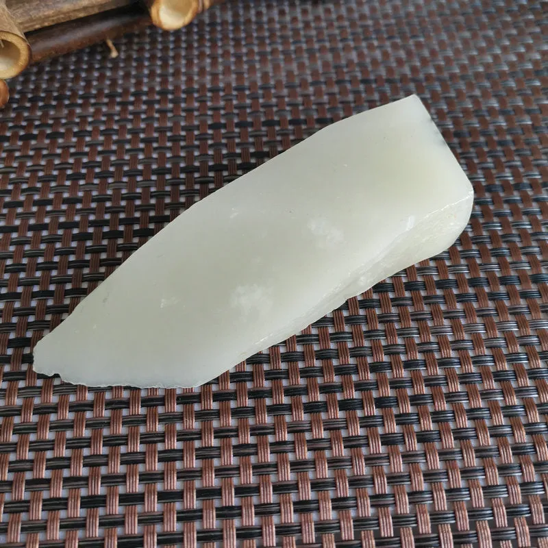 Natural Kunlun Jade Rough Nephrite Raw (154g,11X3.7X2.2cm)