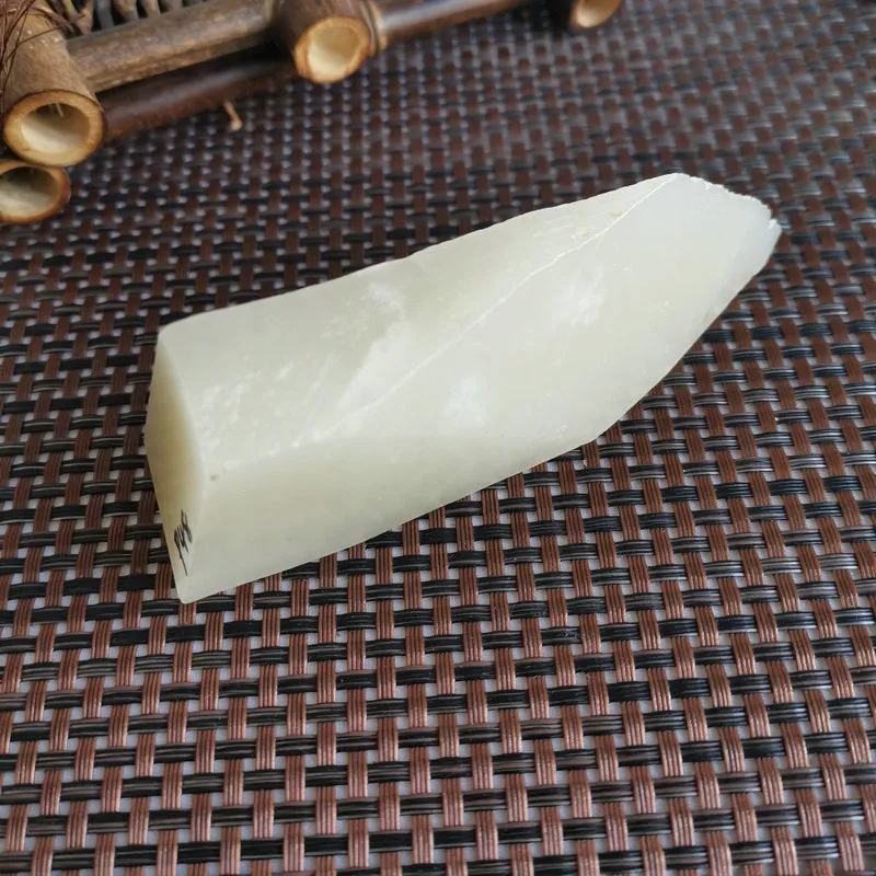 Natural Kunlun Jade Rough Nephrite Raw (154g,11X3.7X2.2cm)