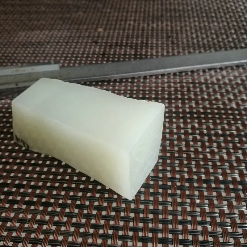 Natural Kunlun Jade Rough Nephrite Raw (174g, 6.3X3.5X2.2cm)