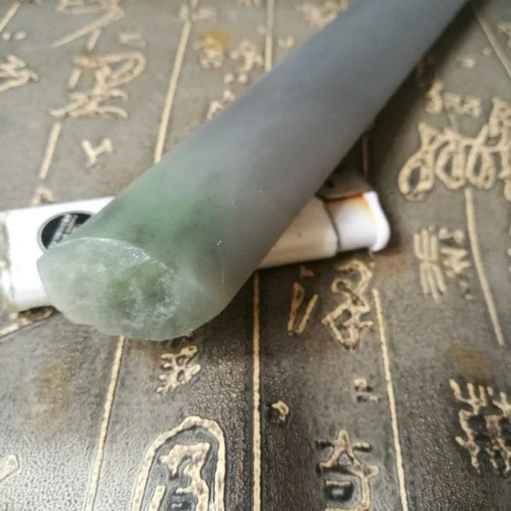 Natural Kunlun Jade Rough Nephrite Raw (236g, 19X3X3cm)