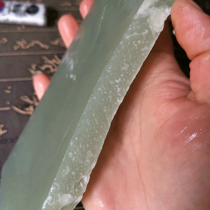 Natural Kunlun Jade Rough Nephrite Raw (327g, 15X5.5X1.2cm)