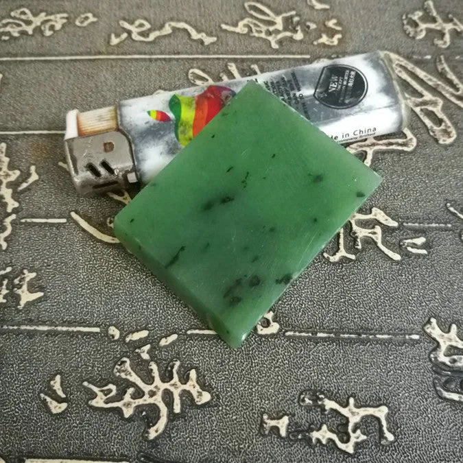 Natural Kunlun Jade Rough Nephrite Raw (34g, 4.5X3.7X0.7cm)