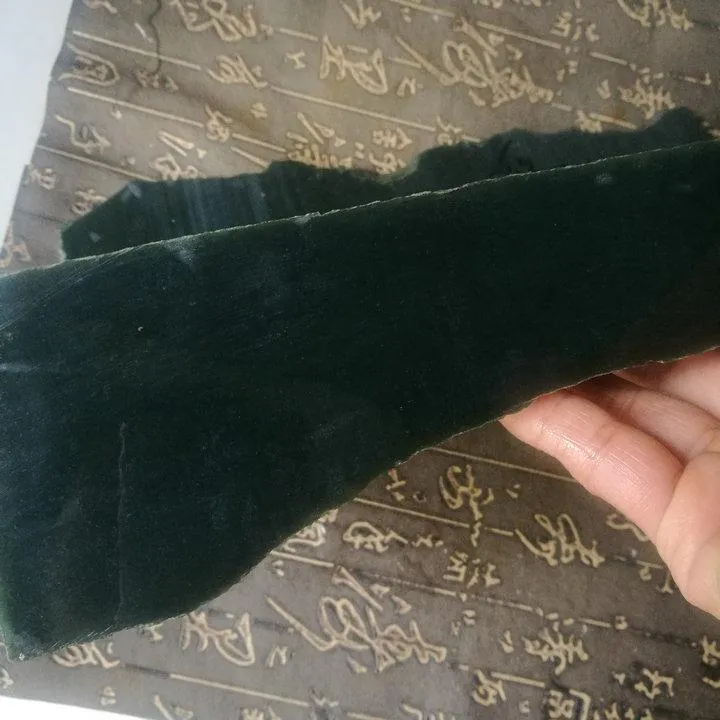 Natural Kunlun Jade Rough Nephrite Raw (3.92kg, 26X17X7cm)