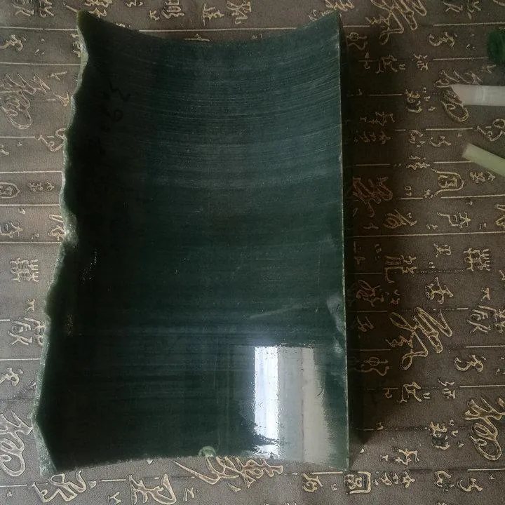 Natural Kunlun Jade Rough Nephrite Raw (3.92kg, 26X17X7cm)