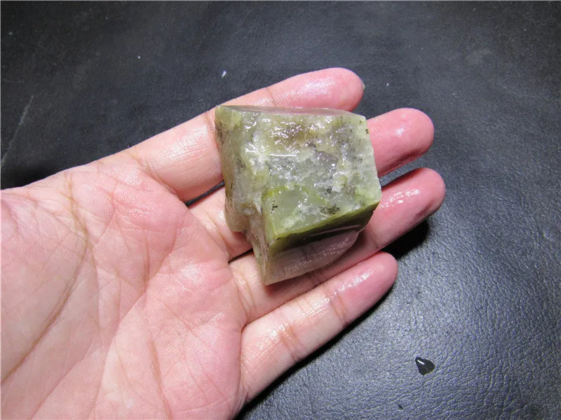 Natural Kunlun Jade Rough Nephrite Raw (48.26g, 50X34X23mm)