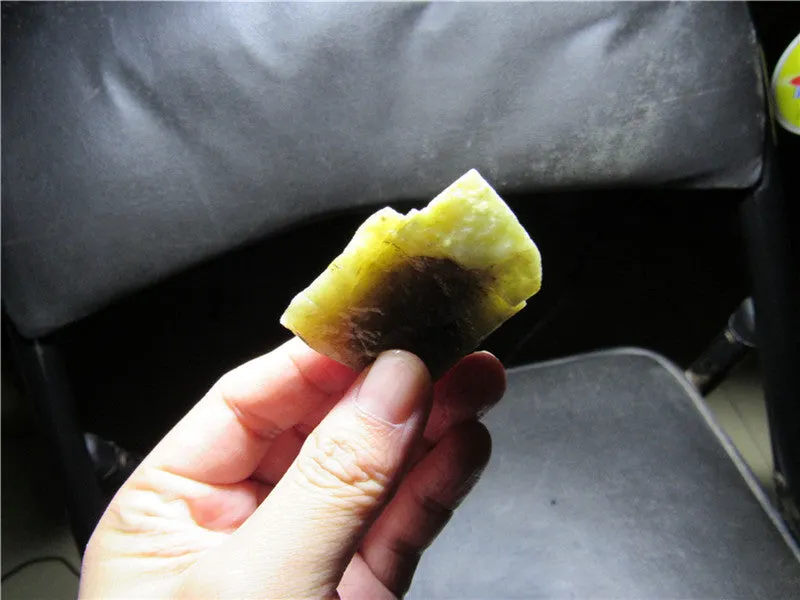 Natural Kunlun Jade Rough Nephrite Raw (48.26g, 50X34X23mm)