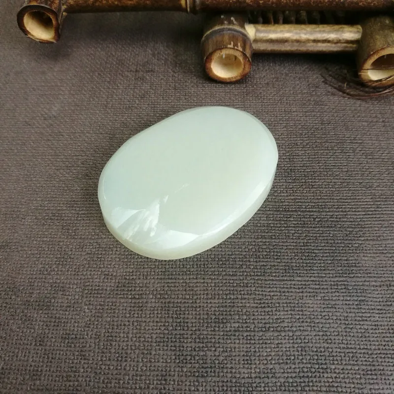 Natural Kunlun Jade Rough Nephrite Raw (48g,5.6X4.2X0.9cm)