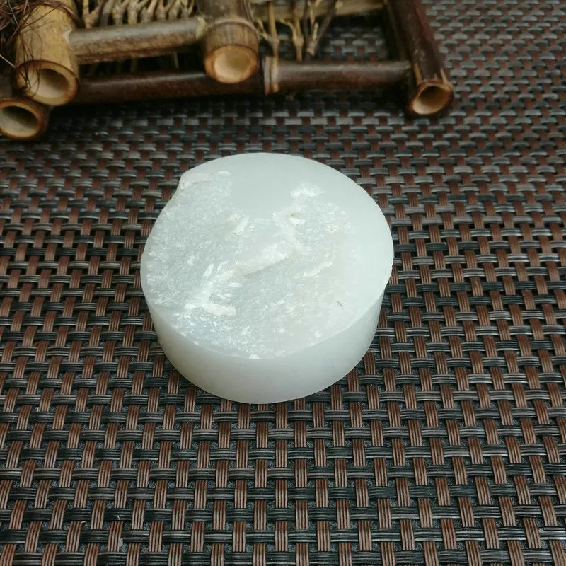 Natural Kunlun Jade Rough Nephrite Raw (5.5X2cm)