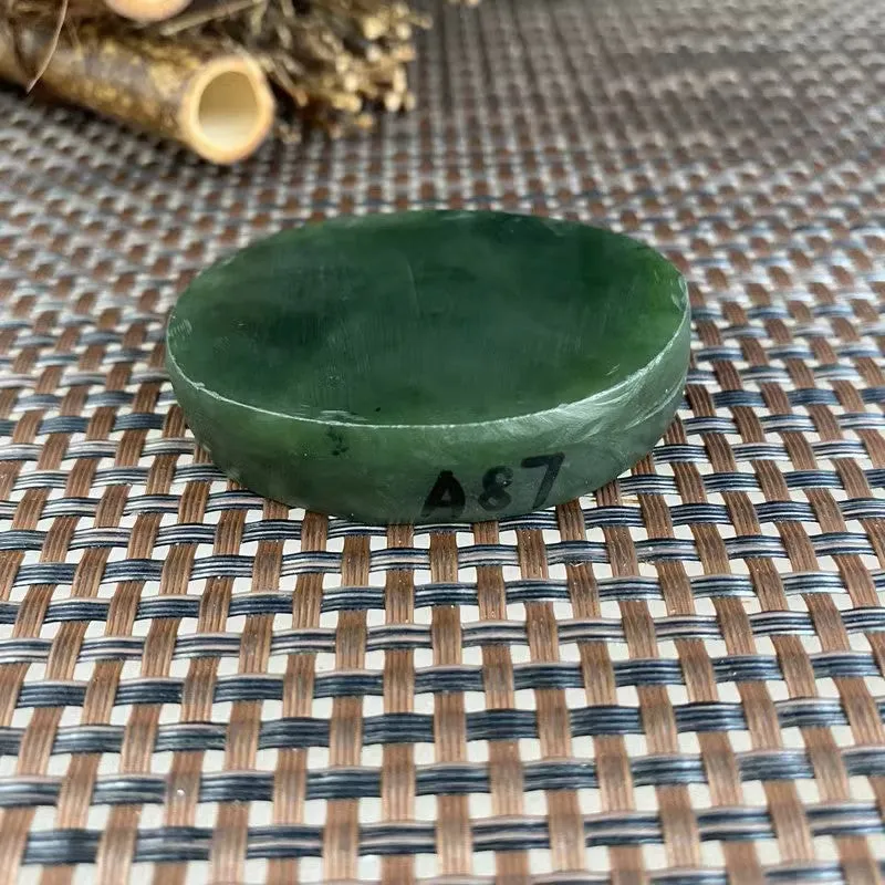 Natural Kunlun Jade Rough Nephrite Raw (66g,5.4X4.3X1.2cm)