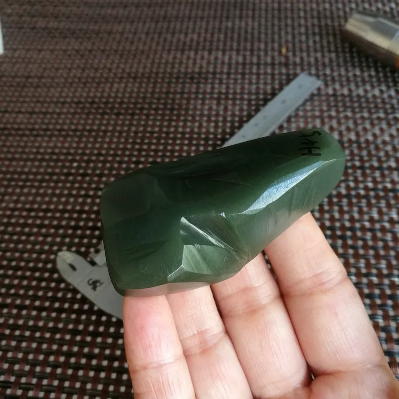 Natural Kunlun Jade Rough Nephrite Raw (71g, 6.3X3.3X1.6cm)