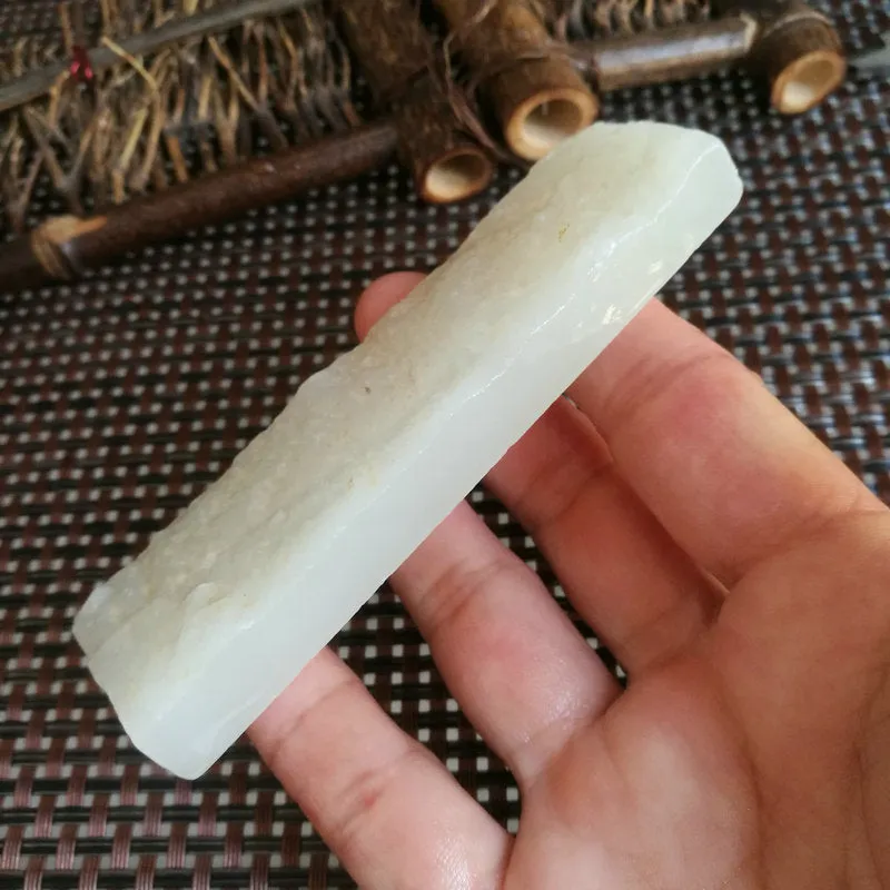 Natural Kunlun Jade Rough Nephrite Raw (80g, 10X2.7X0.9cm)