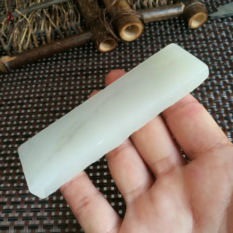 Natural Kunlun Jade Rough Nephrite Raw (80g, 10X2.7X0.9cm)