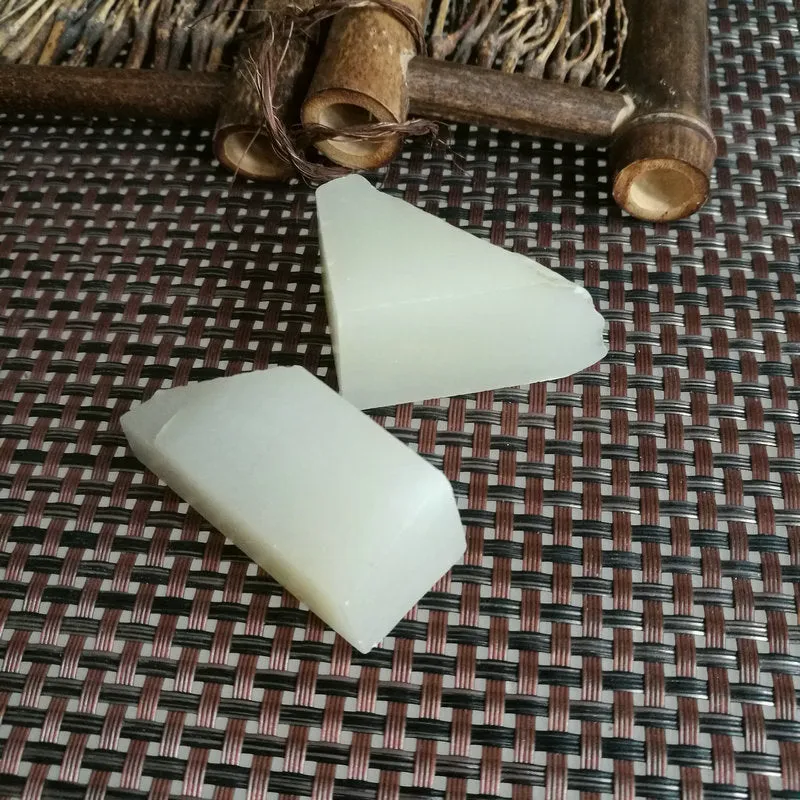 Natural Kunlun Jade Rough Nephrite Raw 99g