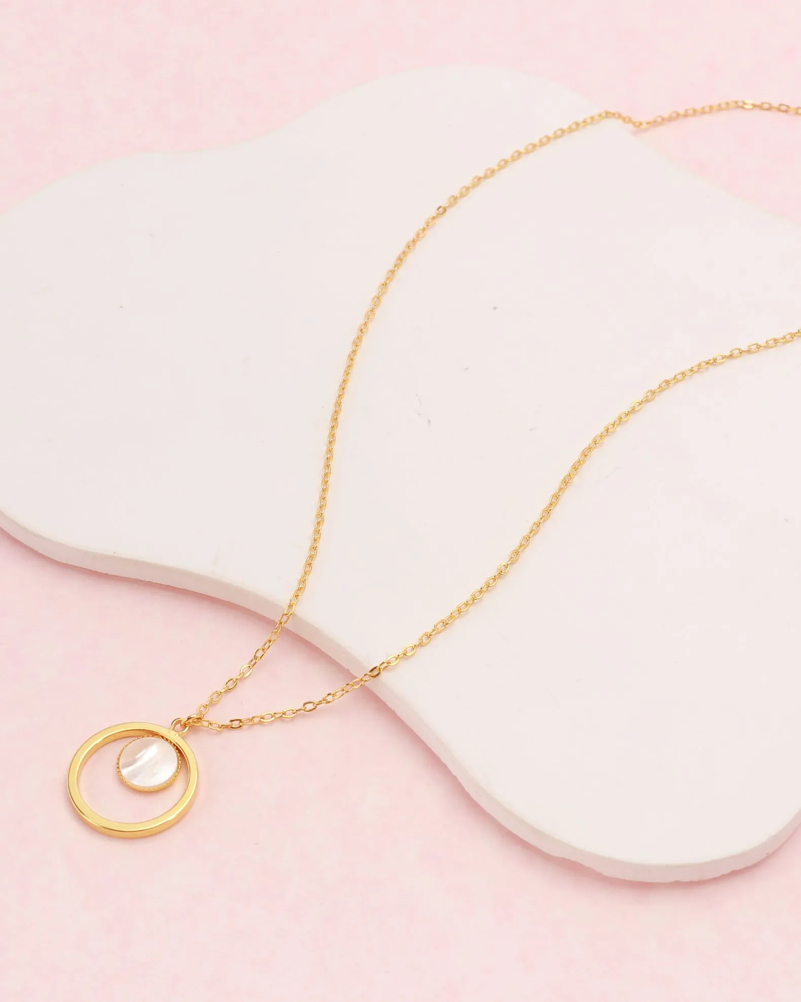 Perla Gold Circle Shell Pendant Necklace